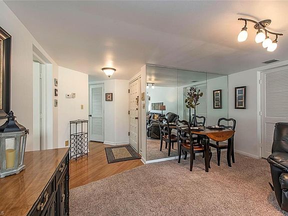 2nd image of 955 Palm View Dr #B-310