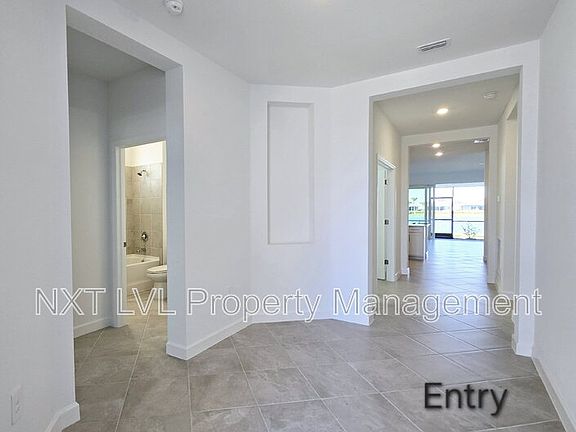 2nd image of 15030 Anchorage Rd