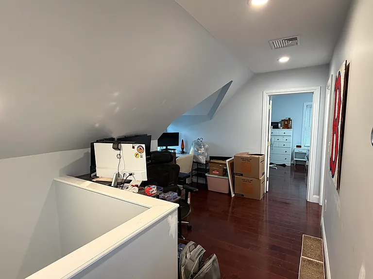 29 Walsh Ave #2 — Photo 10