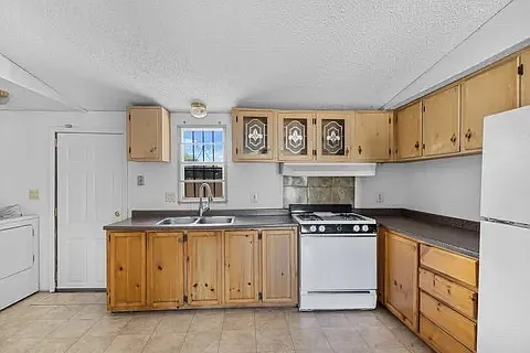 50 Sunset Rd — Photo 4