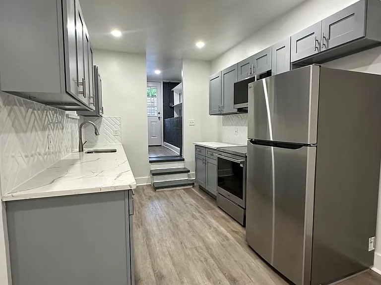 5436 Spruce St #1 — Photo 1