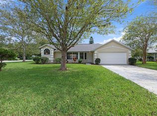 14 Lake Meadow Way, Ormond Beach, FL 32174