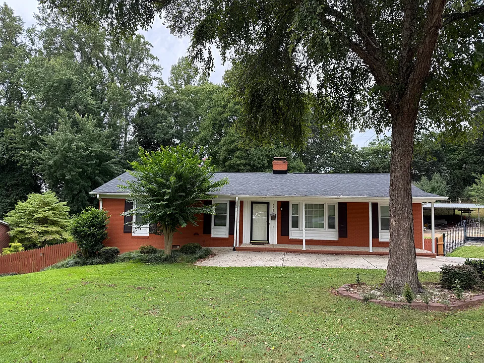 4920 Tiffany Ave
