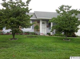 9 3rd Ave, Monroe Township, NJ 08831