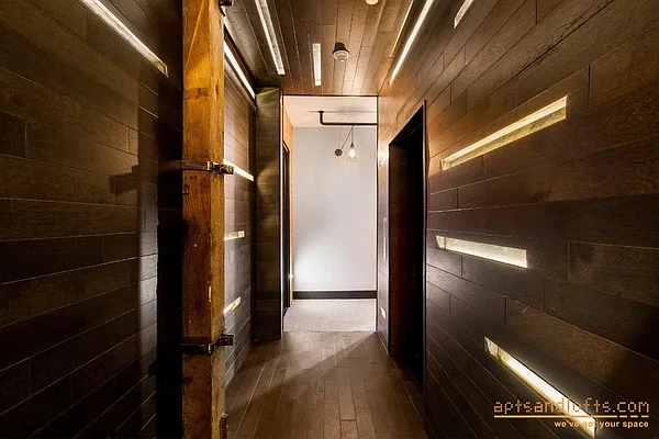 Rented by aptsandlofts.com | media 59