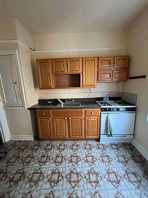 Rented by NYC LUXURY APT RENTALS CO LLC | media 3