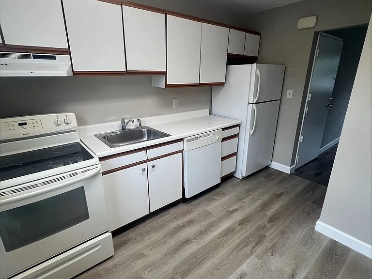 289 Main St #2B — Photo 1