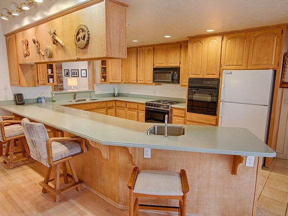 5th image of 2594 S Hart Lake Ln