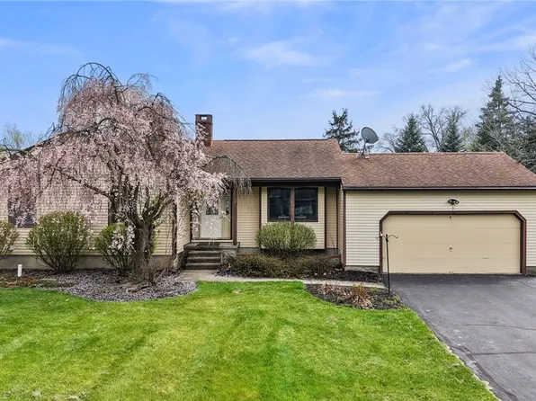 9 Saint Joseph Ln, Ithaca, NY 14850