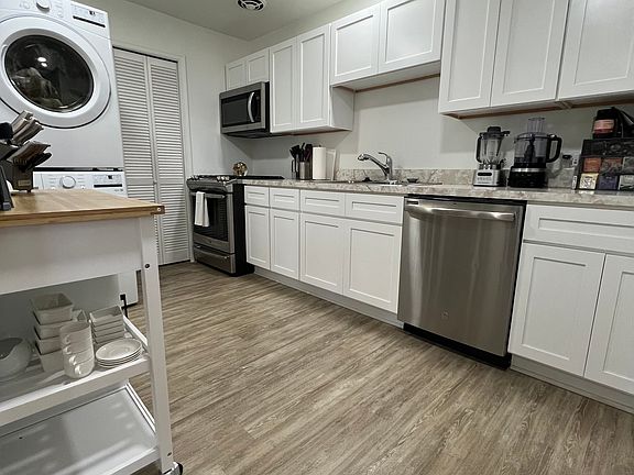 2nd image of 12717 Gordon Blvd APT 124