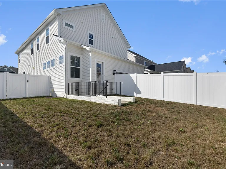 5680 Lewis Carroll Dr — Photo 44