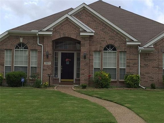 2nd image of 10211 Cecile Dr