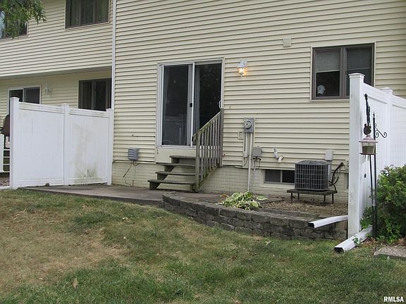 2nd image of 3755 Eastwood Ct