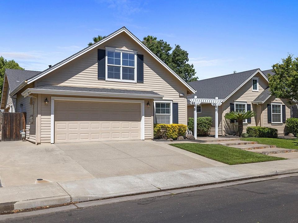 1st image of 2469 Garazi St