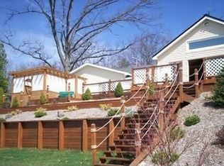 2057 Miles Rd, Lapeer, MI 48446