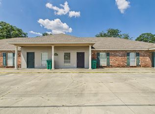 200 S Saint Jean St APT B, Broussard, LA 70518