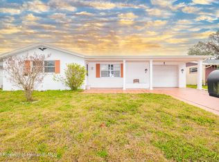 8950 Ledgestone Ln, Port Richey, FL 34668