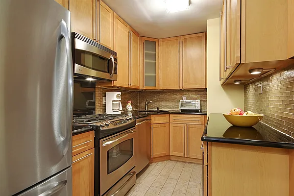 Sold by Corcoran | media 1