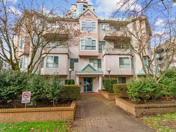 3081 Glen Dr #401E, Coquitlam, BC V3B 2P8