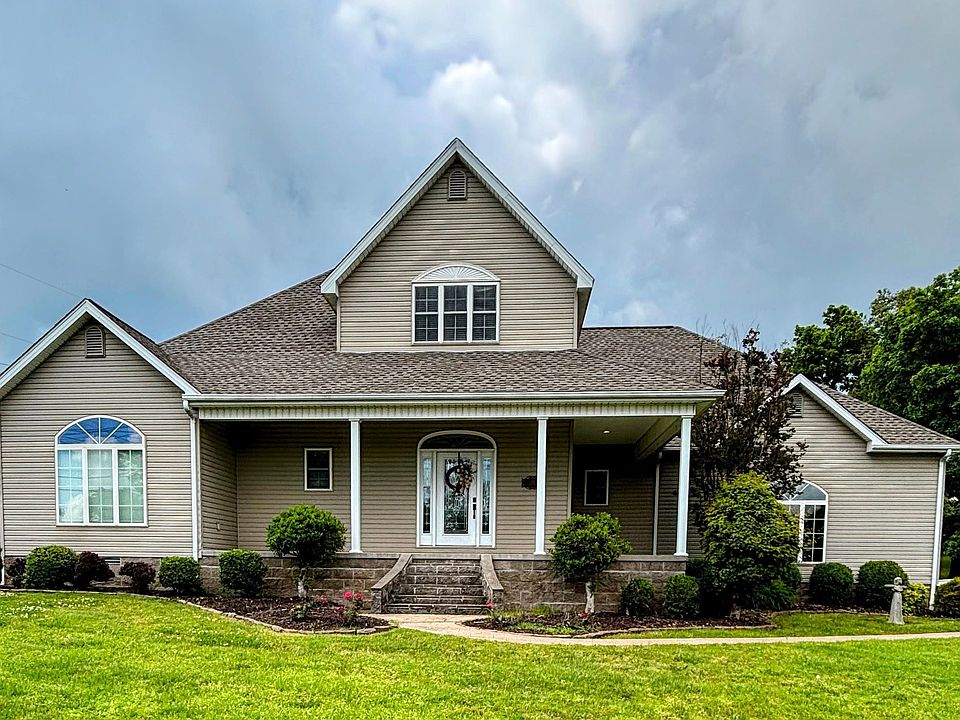 1st image of 101 Bluebird Ln