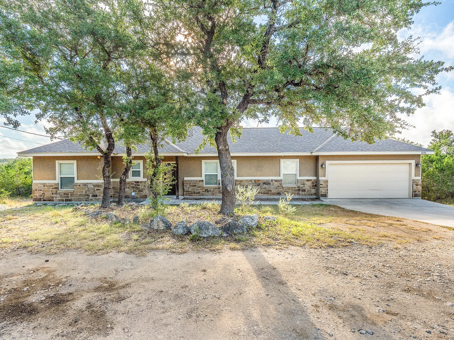 1131 Rocky Ridge Loop — Photo 3