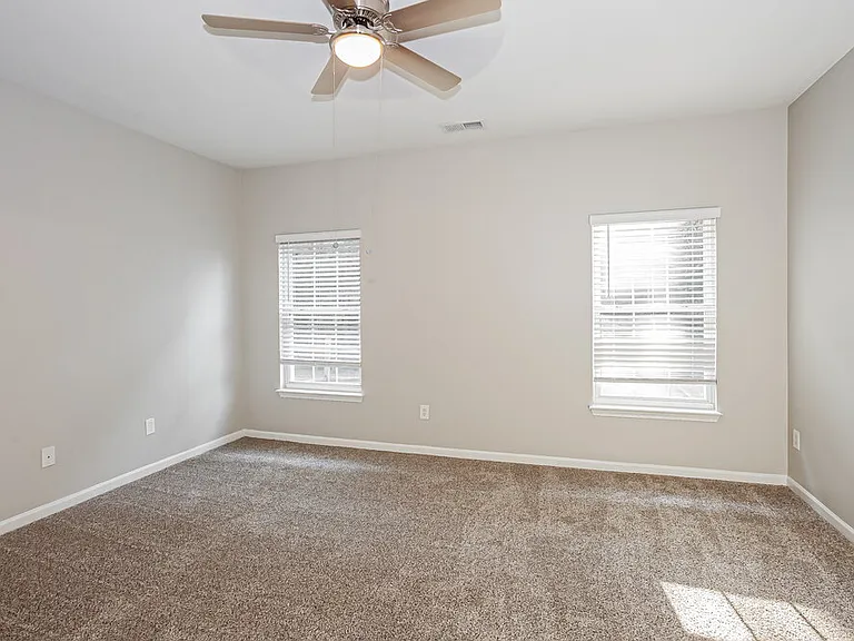 7027 Merrymount Ct — Photo 13