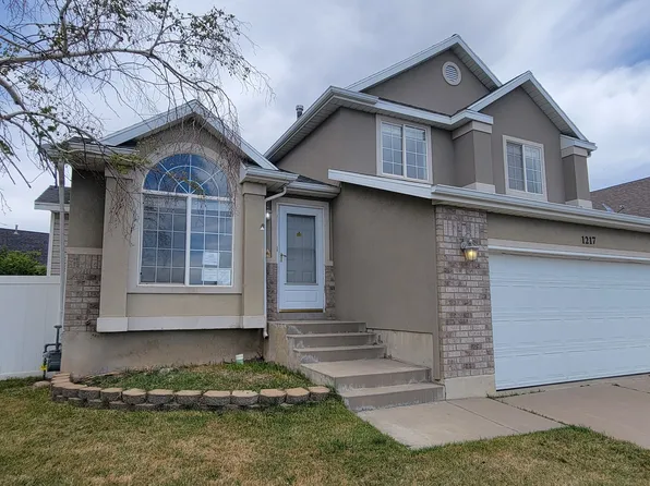 1217 E 3025 N, Layton, UT 84040