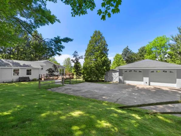 6756 Potter Rd, Bear Lake, MI 49614