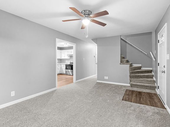2nd image of 591 Garnet Dr