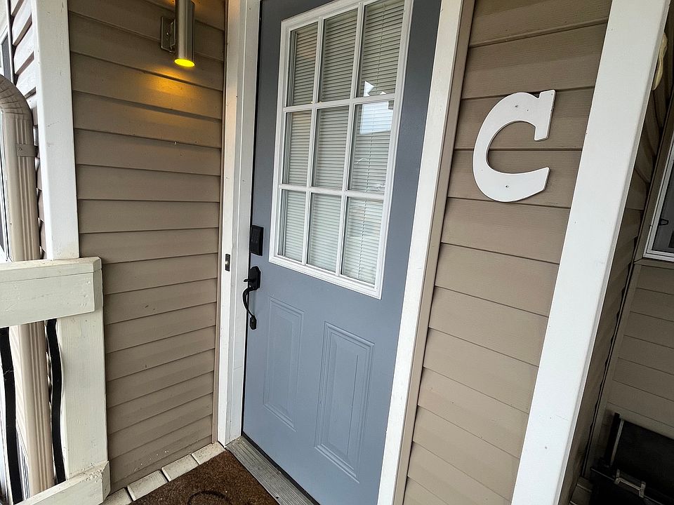 1st image of 12102 Carriage Ct SE APT C