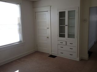 215 W Grandview Avenue #FL 1ST, Zelienople, PA 16063