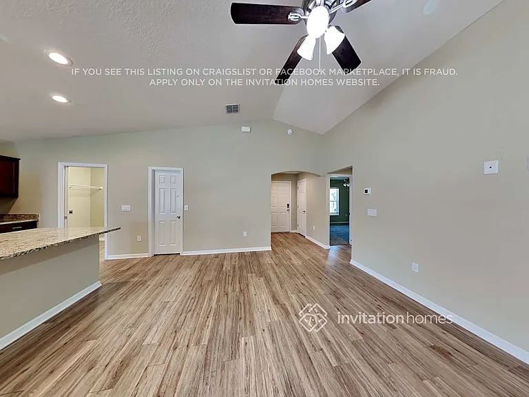 939 Blue Tide Ln — Photo 3