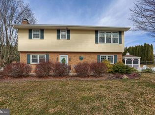 429 Reiners School Rd, Tower City, PA 17980