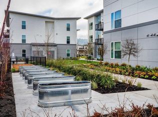 15367 Main St E #F-205, Sumner, WA 98390