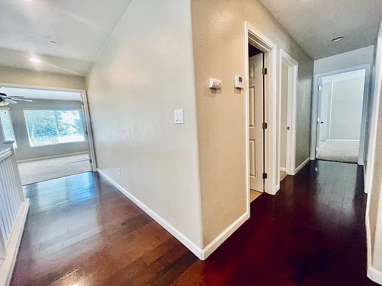 760 Cherry Tree Ct — Photo 12