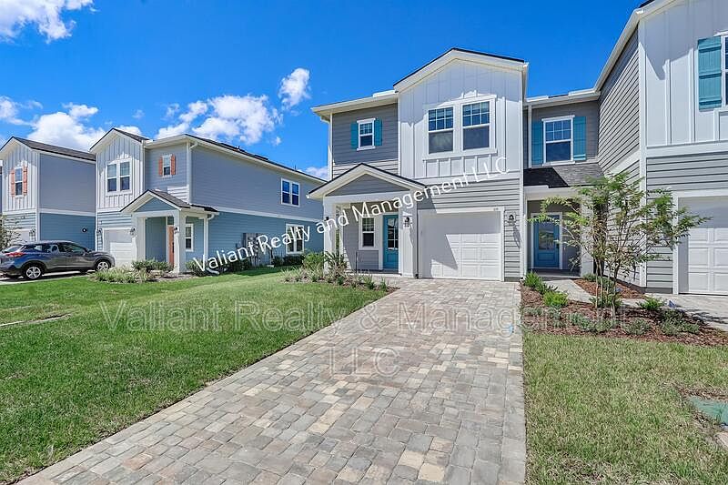 1st image of 235 Pine Bluff Dr #1