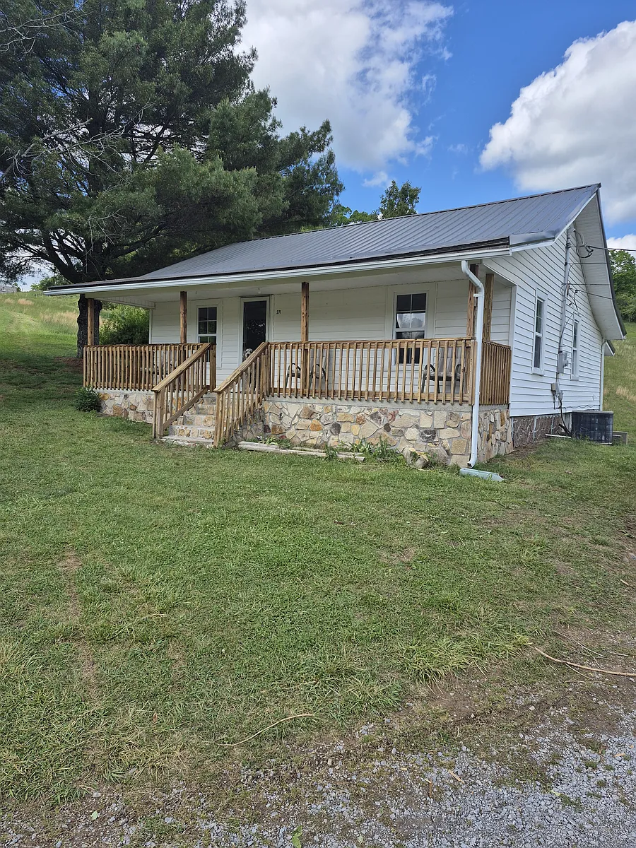 Building Photo - 271 Sherman Dr