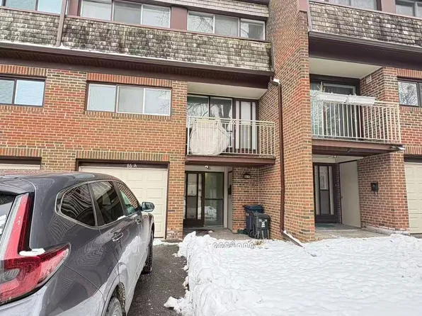 86 Castlebury Cres #14, Toronto, ON M2H 1W8