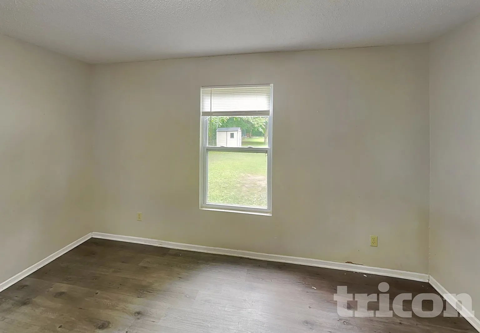 7921 Crackling Lane Indianapolis IN — Photo 3