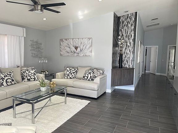 5th image of 51520 Avenida Navarro