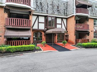 136 Centennial Ave APT 303, Sewickley, PA
