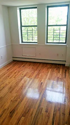 Rented by LDMI Realty Group LLC | media 12