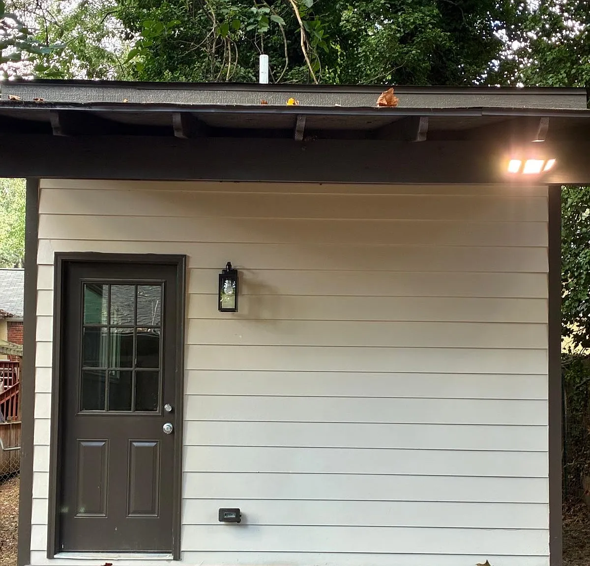 4 bed, 1000 sqft, $2,400 — Photo 4