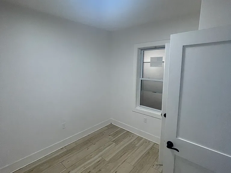 2385 Washington St #4 — Photo 14