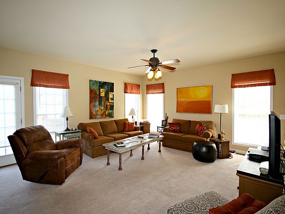 4th image of 3920 Olyvia Ct