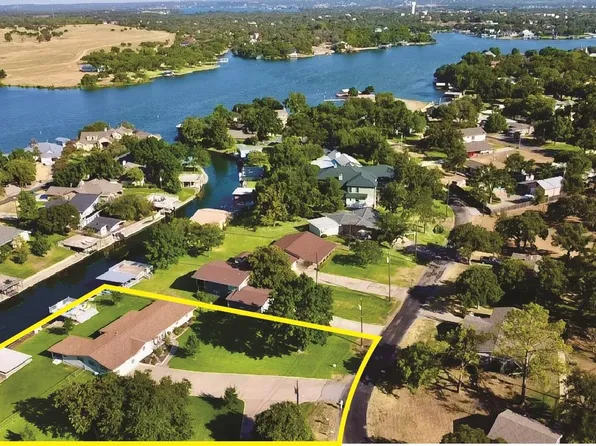 104 E Heron, Marble Falls, TX 78654