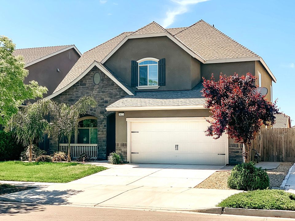 1st image of 1823 W Humboldt Dr
