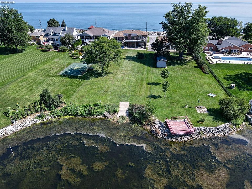607 Cedar Point Rd, Sandusky, OH 44870 MLS 20230172 Zillow