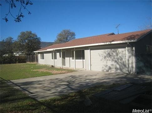 1st image of 16658 Forest Ave
