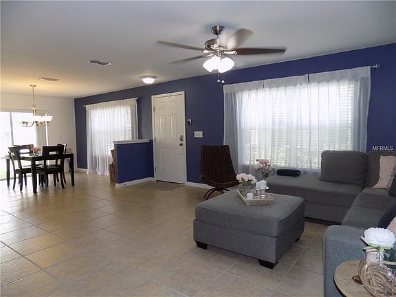 4th image of 353 Carina Cir